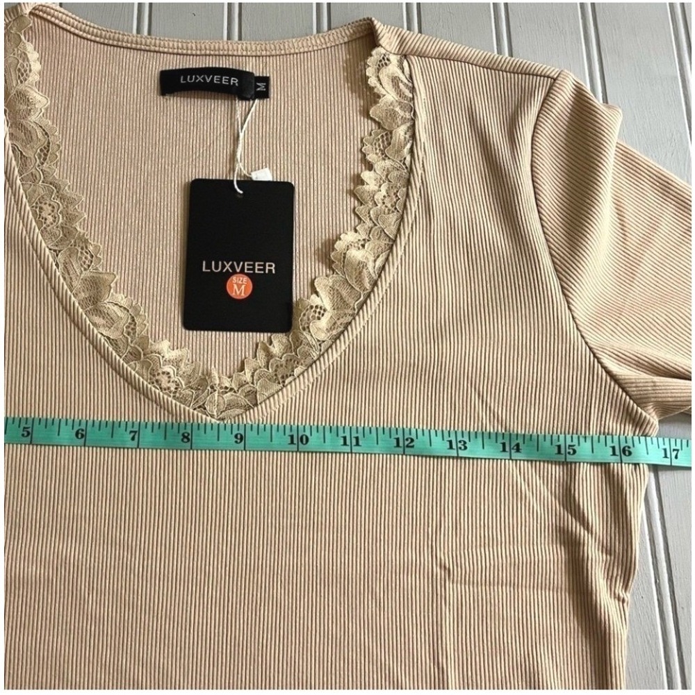 Luxveer Womens Medium Ribbed Lace Trim V Neck 3/4 Sleeve Top Taupe NWT - Picture 9 of 10